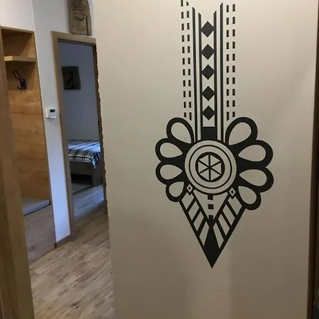 アパート Apartament Perla Jaszczurowka Zakopane Free Sauna & Jacuzzi ザコパネ
